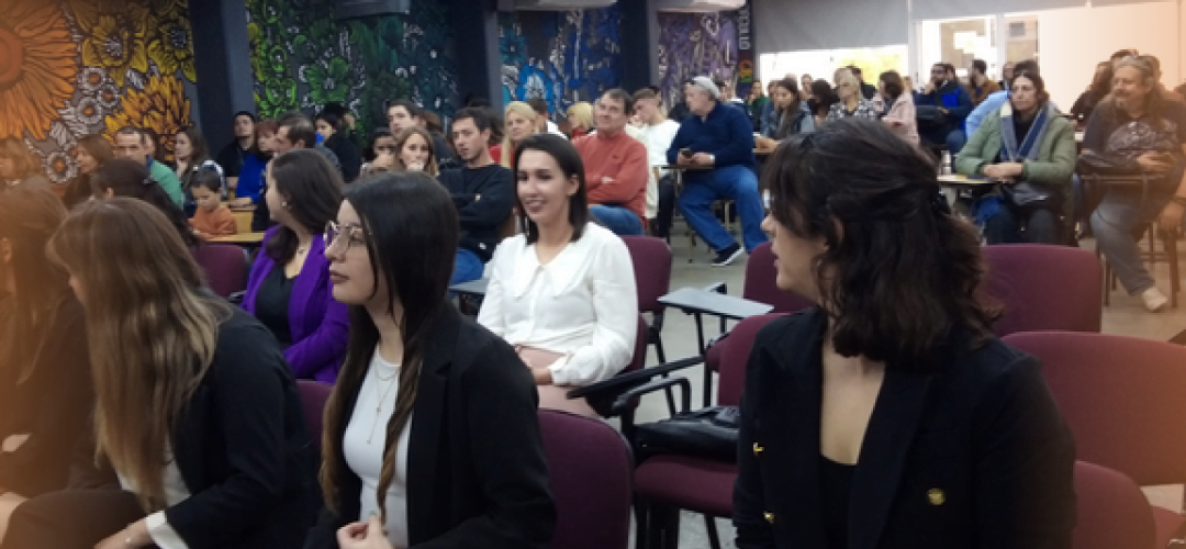 ENTREGA DE DIPLOMAS EN FBIOyF (UNR)